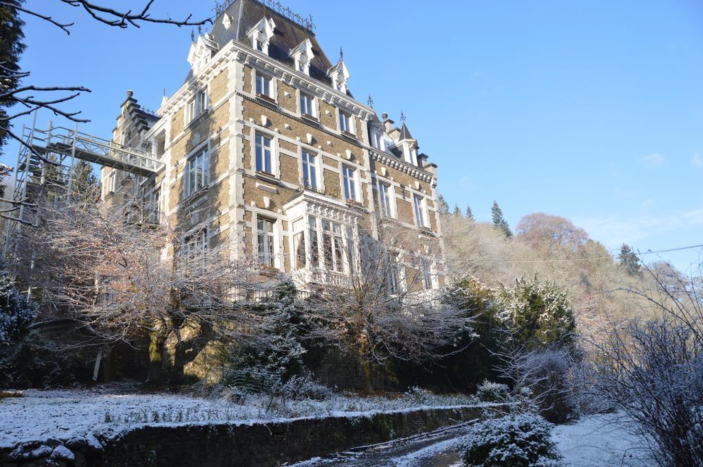 Отель Chateau Bleu Trooz Экстерьер фото