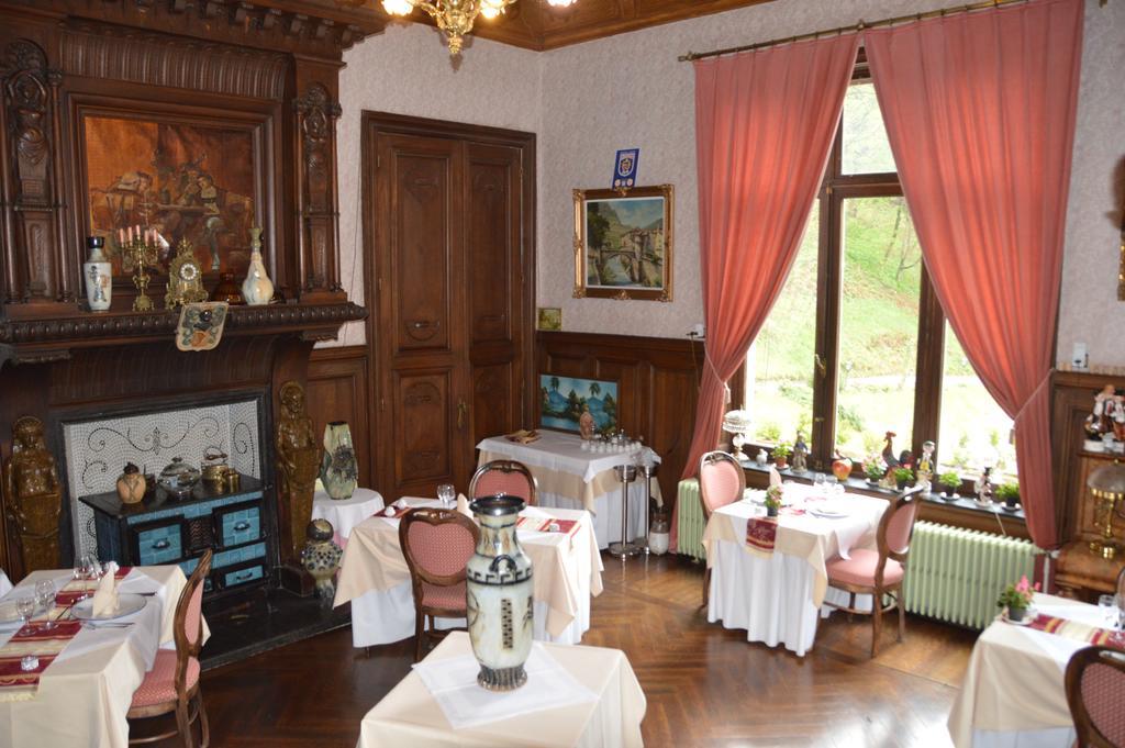 Отель Chateau Bleu Trooz Экстерьер фото