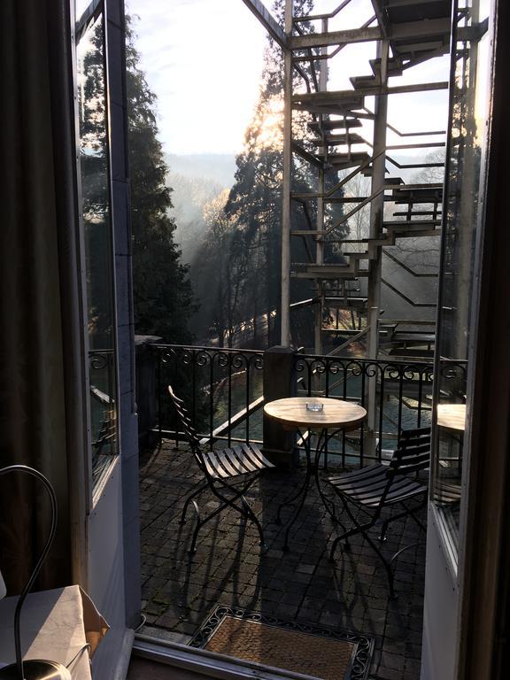 Отель Chateau Bleu Trooz Экстерьер фото
